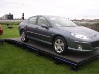 car-stage-with-ramp